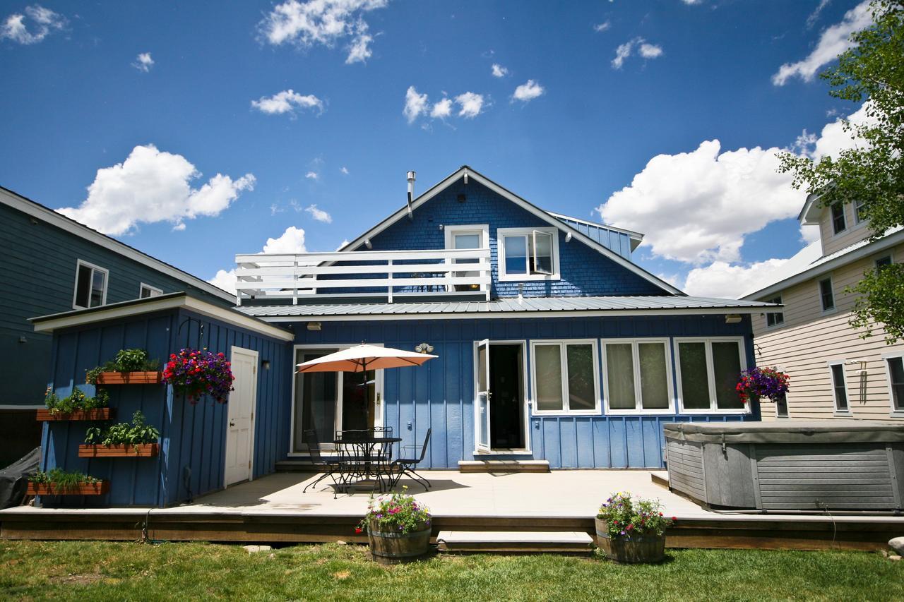 Purple Mountain Bed & Breakfast & Spa Crested Butte Exterior photo
