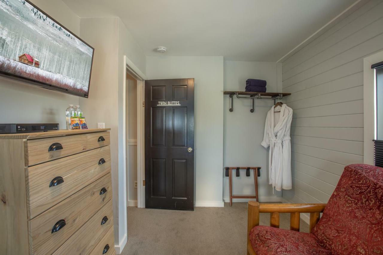 Purple Mountain Bed & Breakfast & Spa Crested Butte Exterior photo
